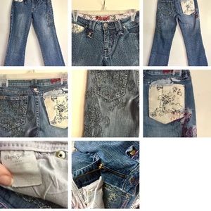 Pepe Jeans (26) Distressed Embroidered Capri